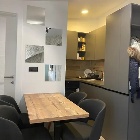 Apartment Koplux Milmari Spa *