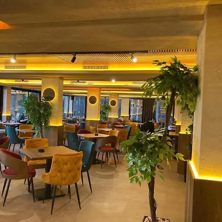 Koplux Milmari * Копаоник